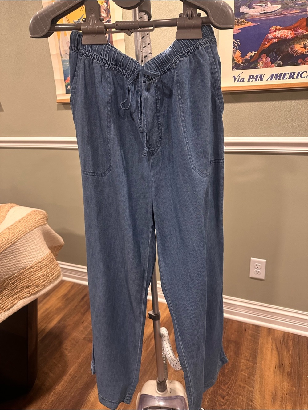 Light Wash Drawstring Flowy Pants- Size XS